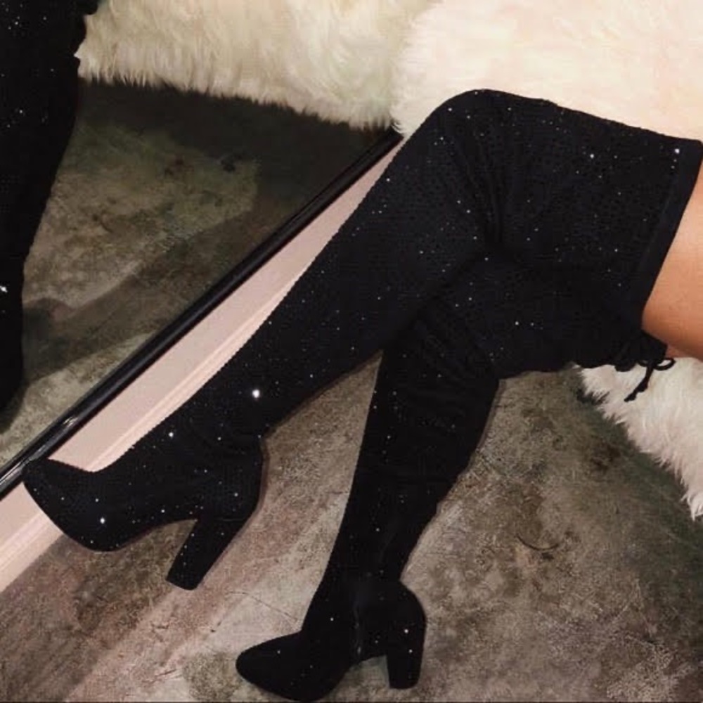 👢 - Picture 2 of 4